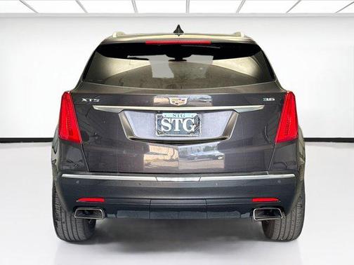 2017 Cadillac XT5 Base