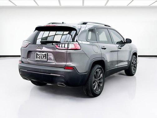 Granite Crystal Metallic Clearcoat 2021 Jeep Cherokee 80th Anniversary 4x4
