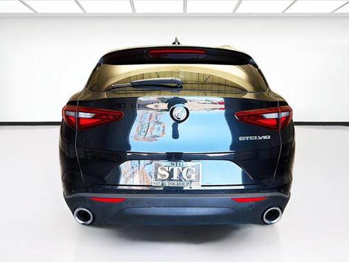 2020 Alfa Romeo Stelvio Base