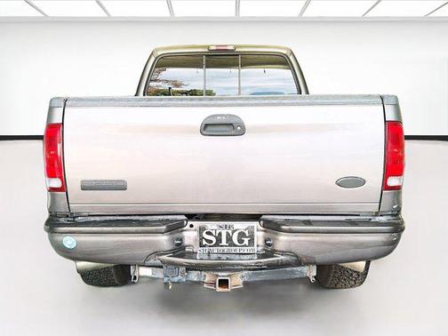 Dark Shadow Gray Clearcoat Metallic 2006 Ford F-250 XLT