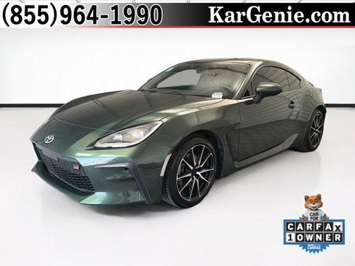 Pavement 2023 Toyota GR86 Base