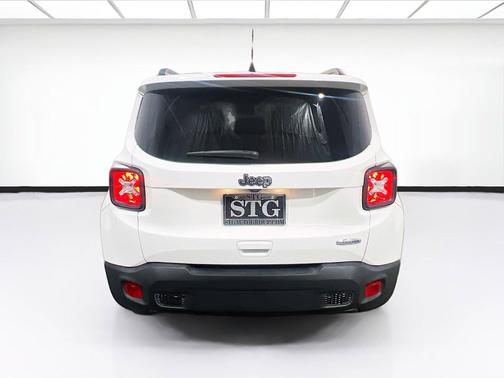 Alpine White Clearcoat 2020 Jeep Renegade Latitude