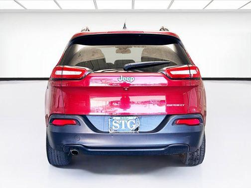 2017 Jeep Cherokee Sport