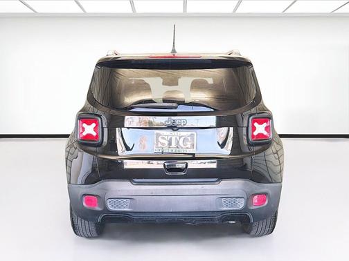 Black 2018 Jeep Renegade Altitude