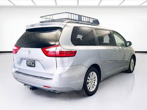 2015 Toyota Sienna XLE Premium