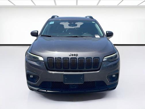 Granite Crystal Metallic Clearcoat 2021 Jeep Cherokee Altitude