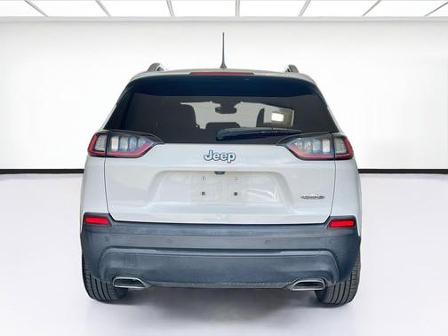 Bright White Clearcoat 2021 Jeep Cherokee Latitude Lux