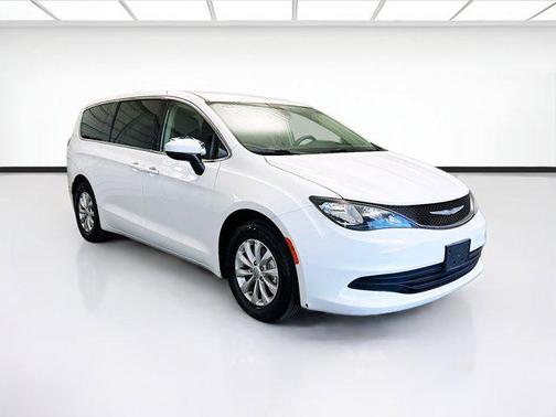 2018 Chrysler Pacifica LX