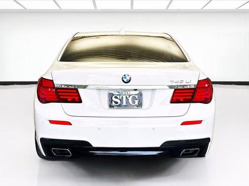 2015 BMW 750 Li