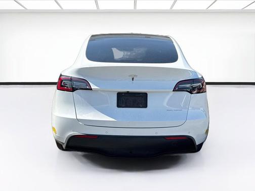 Pearl White 2021 Tesla Model Y Long Range Dual Motor All-Wheel Drive