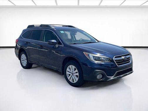 Dark Blue Pearl 2018 Subaru Outback 2.5i Premium