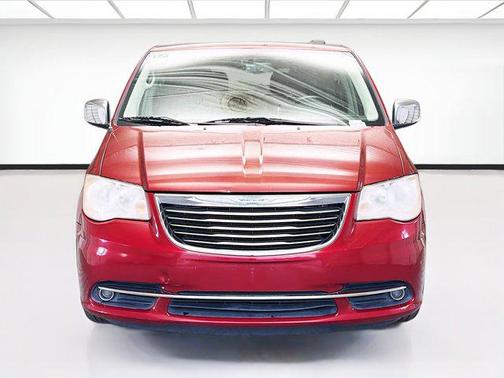 2011 Chrysler Town & Country Touring-L