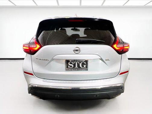 Brilliant Silver Metallic 2019 Nissan Murano SL