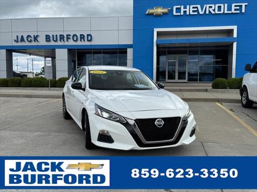 2021 Nissan Altima SR FWD