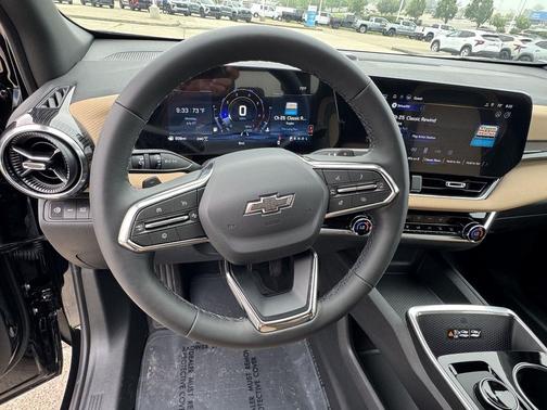 Mosaic Black Metallic 2027 Chevrolet Equinox AWD ACTIV