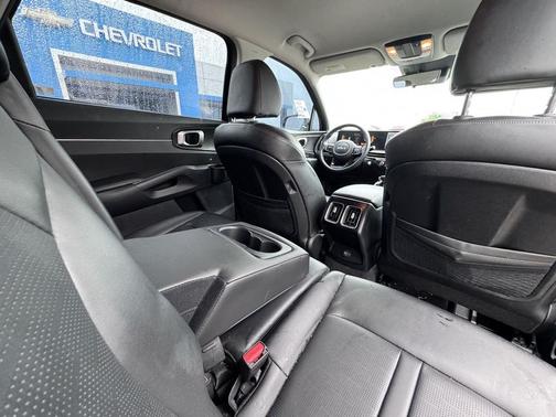 Ebony Black 2024 Kia Sorento S