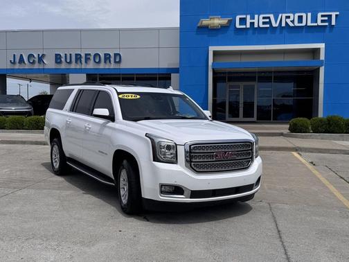 Summit White 2018 GMC Yukon XL SLT