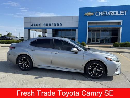 2019 Toyota Camry SE