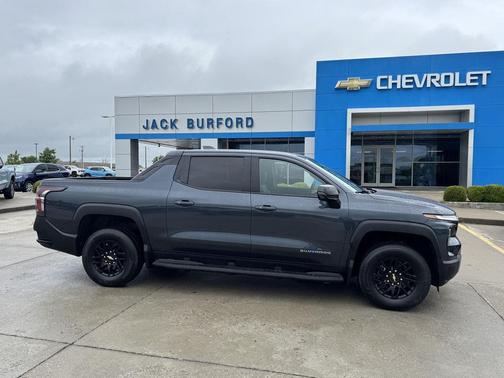 2025 Chevrolet Silverado EV LT