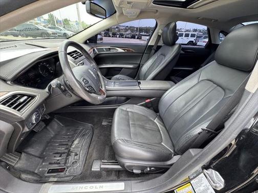 2014 Lincoln MKZ Base