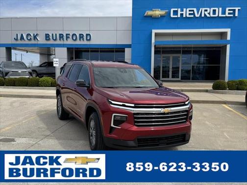 2025 Chevrolet Traverse LT