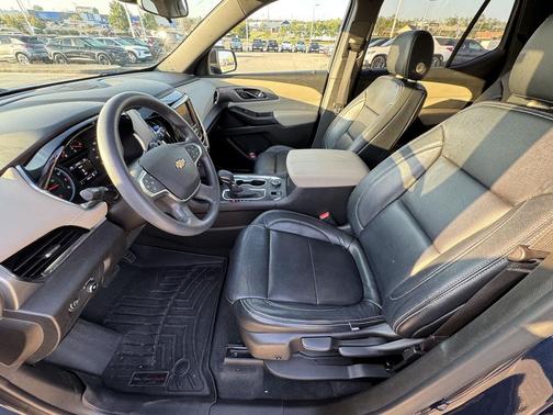 2022 Chevrolet Traverse LS