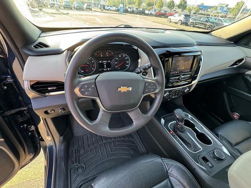 2022 Chevrolet Traverse LS