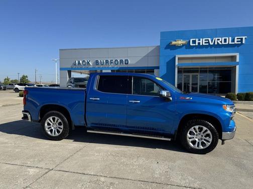 Glacier Blue Metallic 2022 Chevrolet Silverado 1500 LTZ