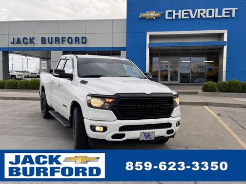 Bright White Clearcoat 2021 RAM 1500 Big Horn/Lone Star