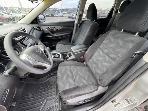 2014 Nissan Rogue SV