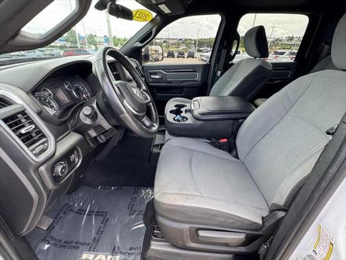 2021 RAM 2500 Big Horn Crew Cab 4x4 6'4' Box