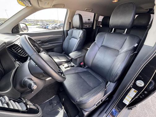 2019 Mitsubishi Outlander SEL