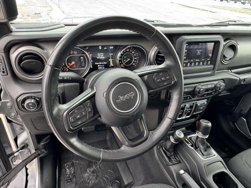 2021 Jeep Gladiator Sport S