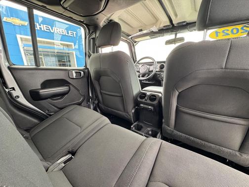 2021 Jeep Gladiator Sport S