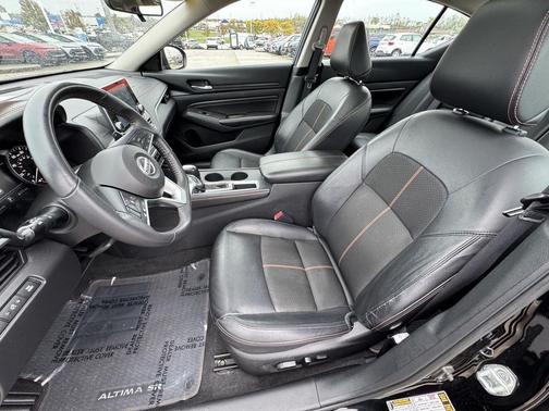 2022 Nissan Altima SR FWD