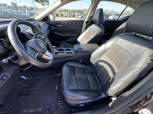 2022 Nissan Altima SR FWD