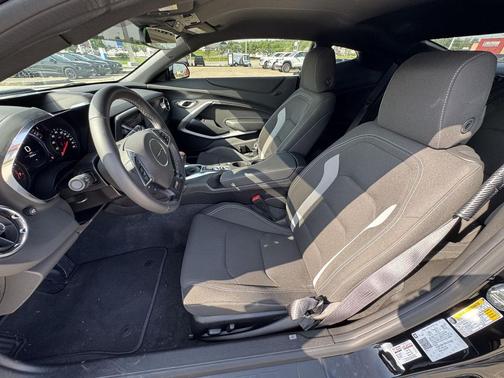 Black 2019 Chevrolet Camaro 1SS