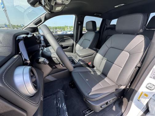 2025 Chevrolet Colorado LT