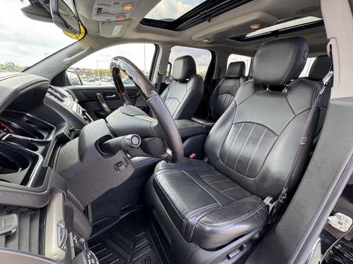 2014 GMC Acadia Denali