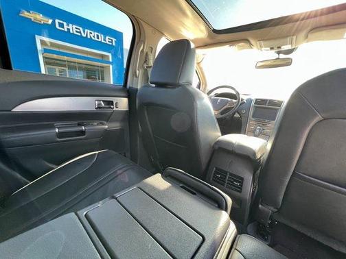 Photo 4 of 47 of 2011 Lincoln MKX Base