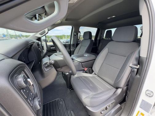 2025 Chevrolet Silverado 2500 Custom