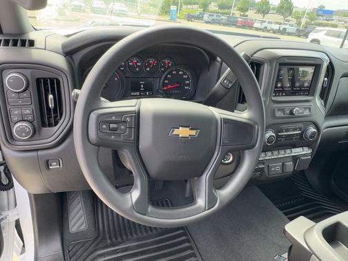 2025 Chevrolet Silverado 2500 Custom