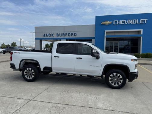 2025 Chevrolet Silverado 2500 Custom