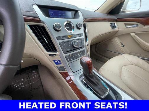 Photo 5 of 61 of 2010 Cadillac CTS Luxury