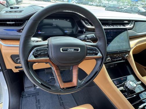 2023 Jeep Grand Cherokee L Summit Reserve