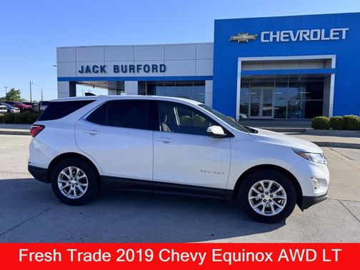 Iridescent Pearl Tricoat 2019 Chevrolet Equinox 1LT