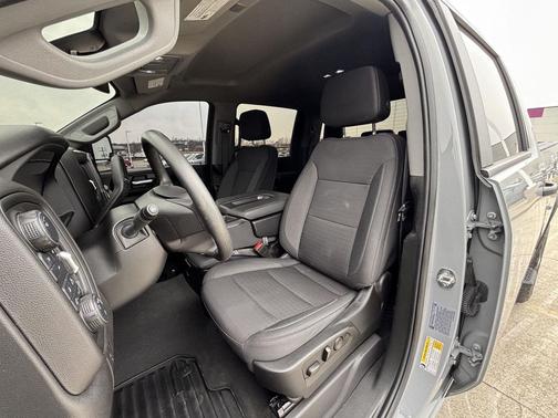 2024 Chevrolet Silverado 2500 Custom