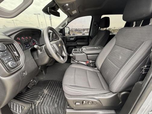 2024 Chevrolet Silverado 2500 Custom