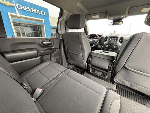 2024 Chevrolet Silverado 2500 Custom