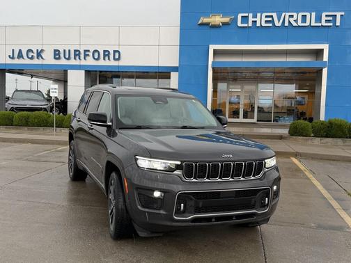 Baltic Gray Metallic Clearcoat 2021 Jeep Grand Cherokee L Overland